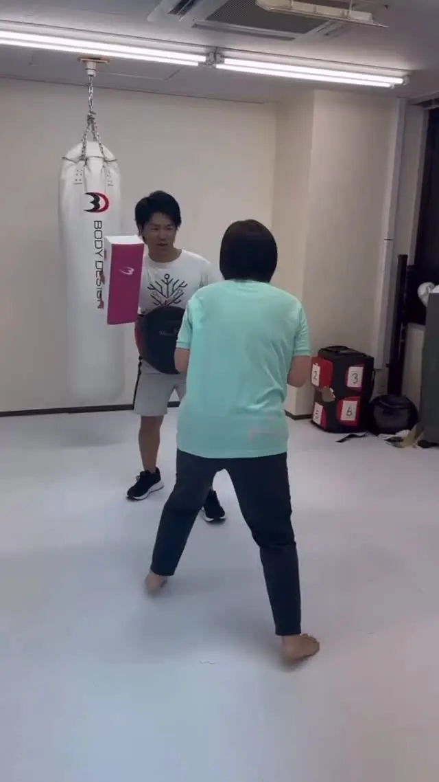キックボクシングで
毎日のストレスを発散！楽しく🎉継続🎶

始めるきっかけが欲しいあなたに必見‼️✨

ーーーーーーー入会金半額キャンペーン！ーーーーーーー

残り1週間‼️‼️ 『10月11日までです！』

👉ご予約・お問い合わせはDMまたは
プロフィールリンクから🎶🎶

#ifit #広島ジム 
#広島フィットネス 
#広島キックボクシング
#キックボクシング
#フィットネス
#筋トレ#ダイエット
#運動習慣 #初めてでも大丈夫
#スッキリしたい 
#体験大歓迎  #楽しく続ける