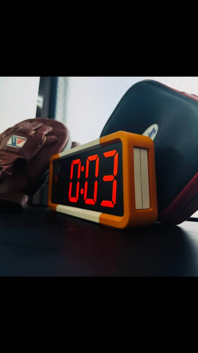 👏
今日もおつかれさまでした。
まっすぐ帰るだけじゃ、
もったいない夜もある。

疲れが溶けて “動きたい” が戻ったとき、
そっと寄り道できる場所があるといい。

i.fitでは、
ふらりと立ち寄りやすいキャンペーンを
すこしだけ出しておきます。

急がなくていいから、気が向いたときに。

〒730-0017
広島市中区鉄砲町8-15
八重洲ビル8F
i.fit（アイフィット）

#ifit
#広島キックボクシング
#仕事帰りの新習慣 
#大人の習いごと 
#自分の機嫌は自分で取る