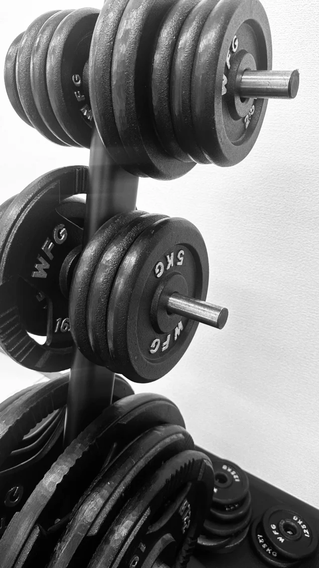 。
習慣が、変える。

特別なことではなく、
続けているだけ。

その積み重ねが、
少しずつ変えていきます。

⸻

4月20日まで
ご案内しています

#ifit 
#広島キックボクシング 
#身体を整える
#大人の習慣